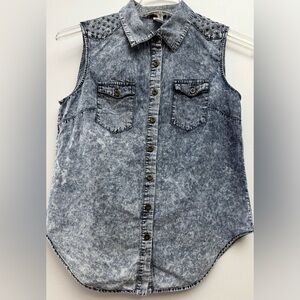 mark. Vintage Sleeveless Studded Mineral Washed Denim Button Down Shirt Large